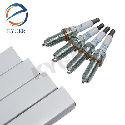 खरीदें Spark Plug Original LR091617 LR178881 For Land Rover Discovery 5 Sport Defender Range Rover Velar Sport Evoque ऑनलाइन निर्माण