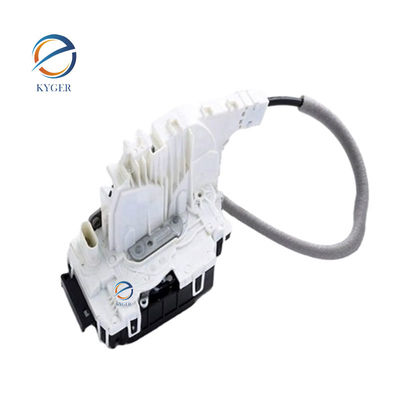 2047304235 उच्च गुणवत्ता वाले ऑटो पार्ट्स रियर राइट डोर लॉक लैच एक्ट्यूएटर 204 730 42 35 मर्सिडीज-बेंज W212 E200 E250 E260 E350 के लिए